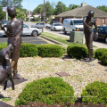 fonderie de bronze perdue coulée cire baseball garçon statue pour la décoration intérieure